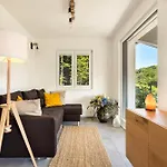 Počitniška hiša Lux House Natura With Sauna & Hot Tub Borst (Brezice)