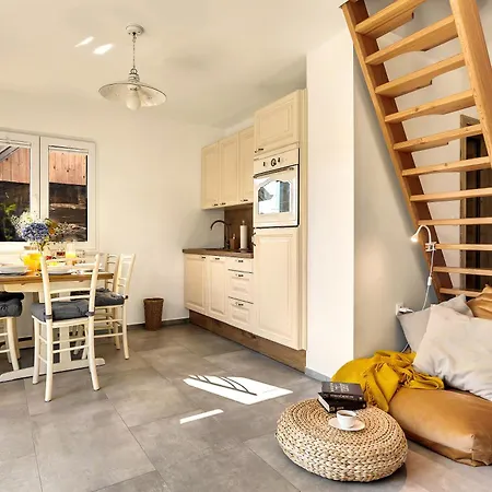 Vakantiehuis Lux House Natura With Sauna & Hot Tub