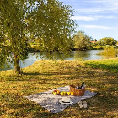 Lux House Natura With Sauna & Hot Tub Vakantiehuis *