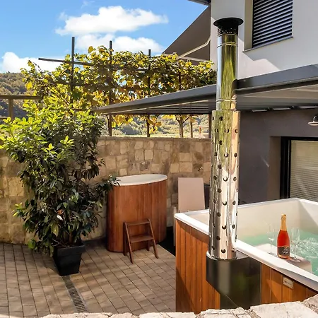 Holiday home Lux House Natura With Sauna, Hot & Cold Tub *