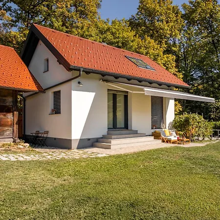 Lux House Natura With Sauna, Hot & Cold Tub