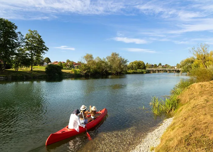 Lux House Natura With Sauna & Hot Tub Ferienhaus Borst (Brezice)